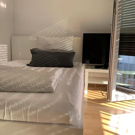 Διαμέρισμα Leben Zuhause In - Live In A37 *